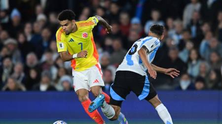 Argentina y Colombia protagonizaron un picante empate en Buenos Aires