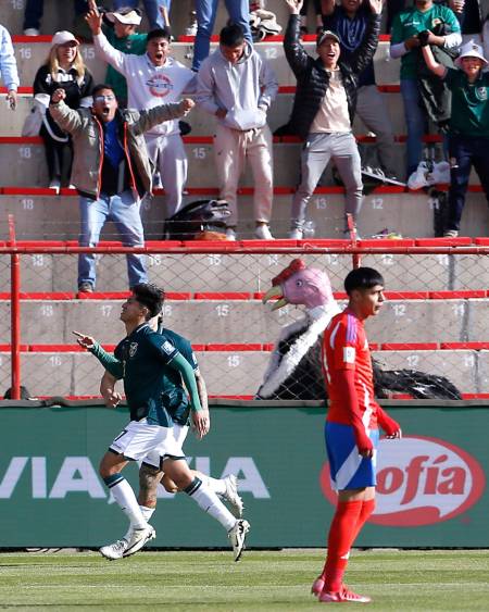 (VIDEO) Bolivia venció a Chile y lo dejó sin opciones de clasificar al Mundial