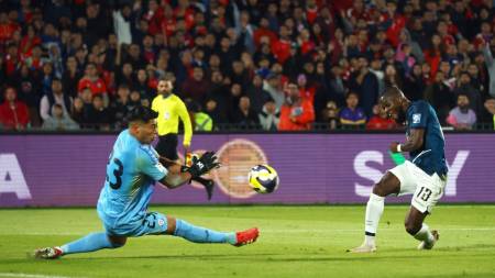 Enner Valencia no olvidó a Félix Sánchez Bas tras conseguir entrar al Mundial